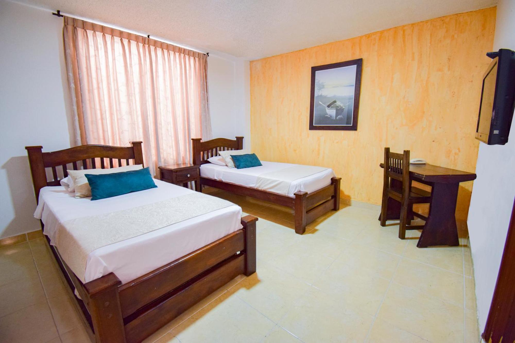 Hotel Toledo Plaza Armenia  Extérieur photo