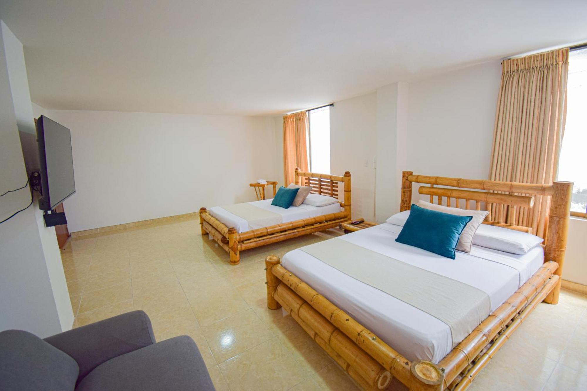 Hotel Toledo Plaza Armenia  Extérieur photo