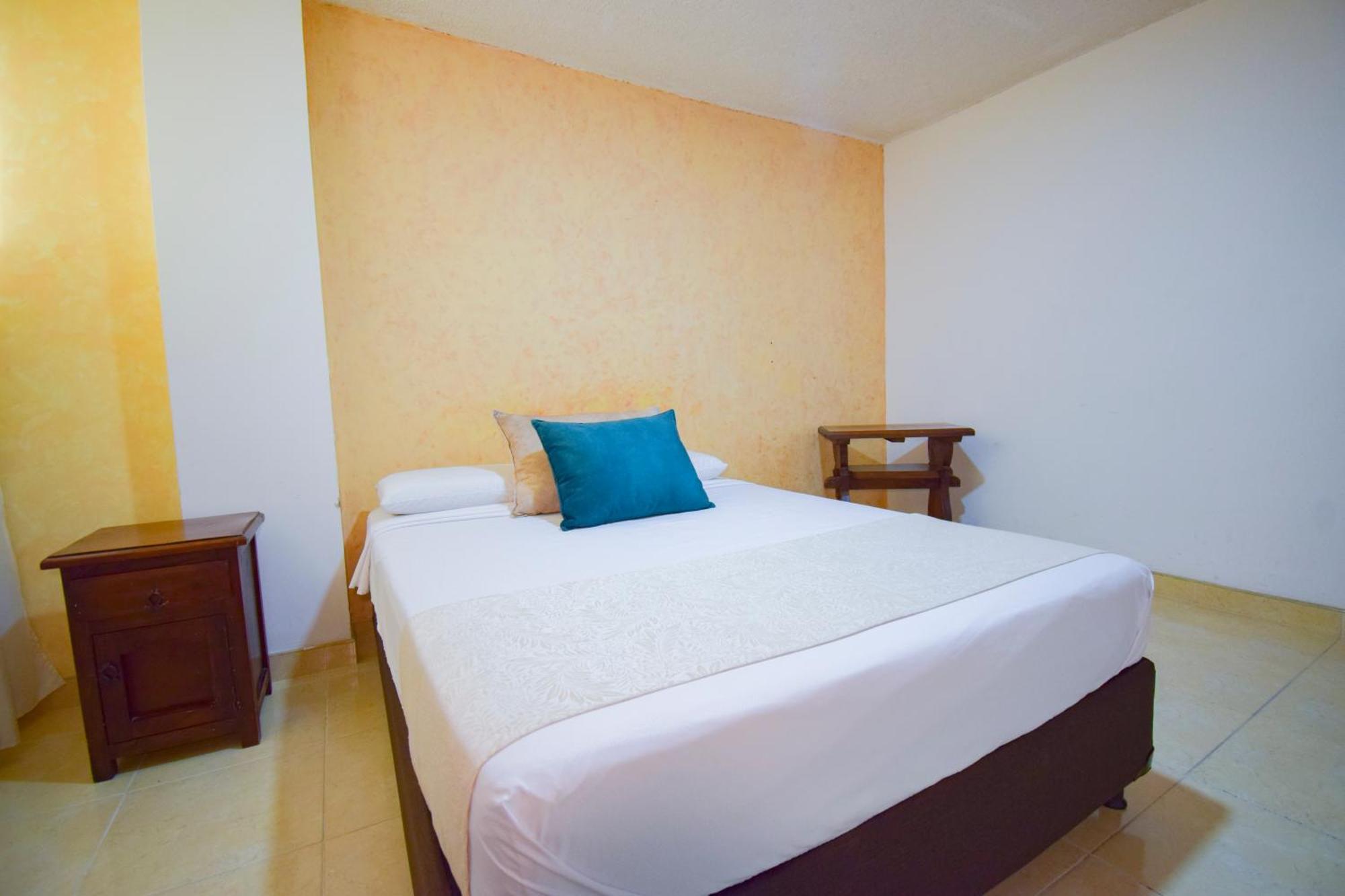 Hotel Toledo Plaza Armenia  Extérieur photo