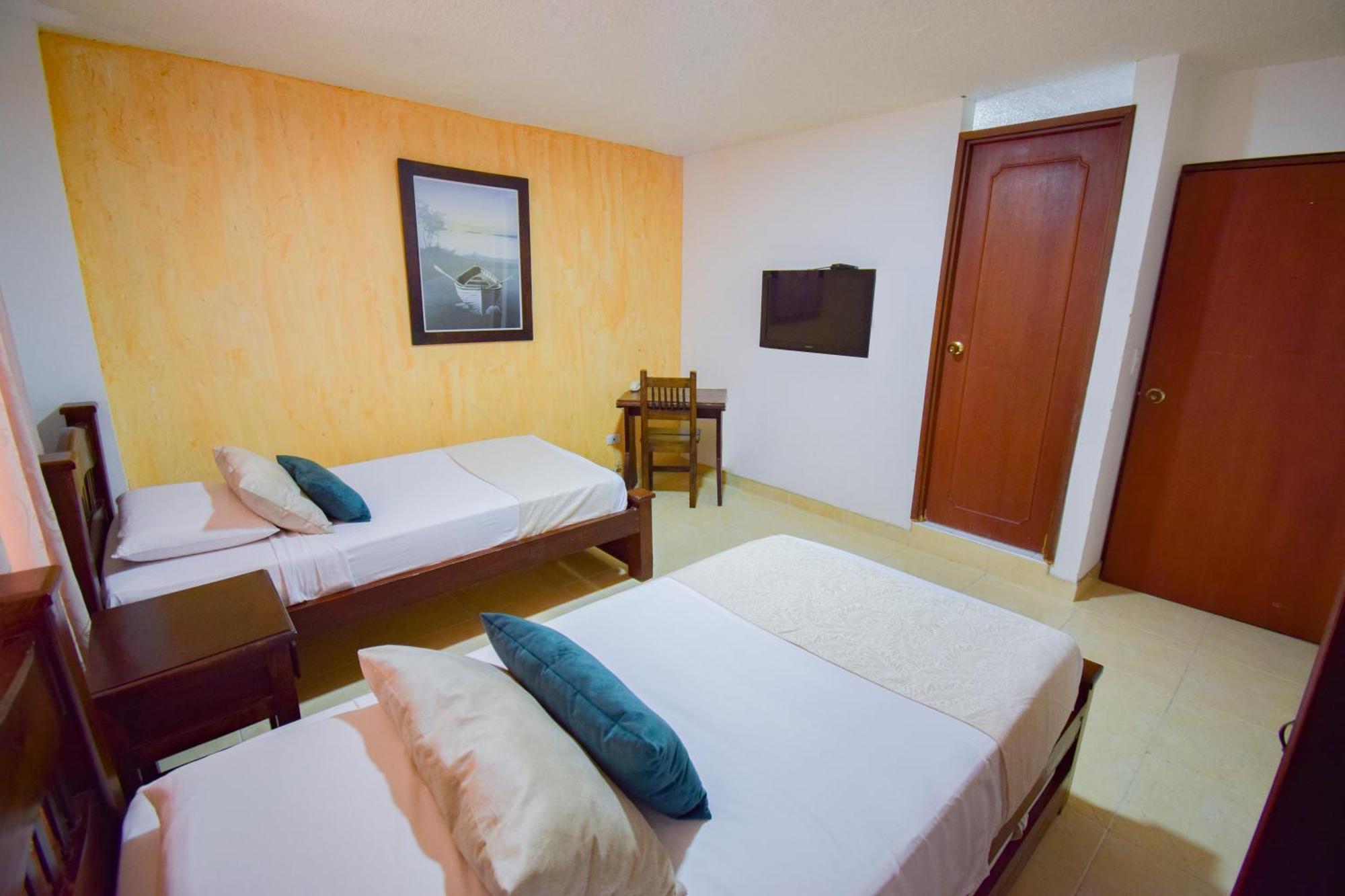 Hotel Toledo Plaza Armenia  Extérieur photo