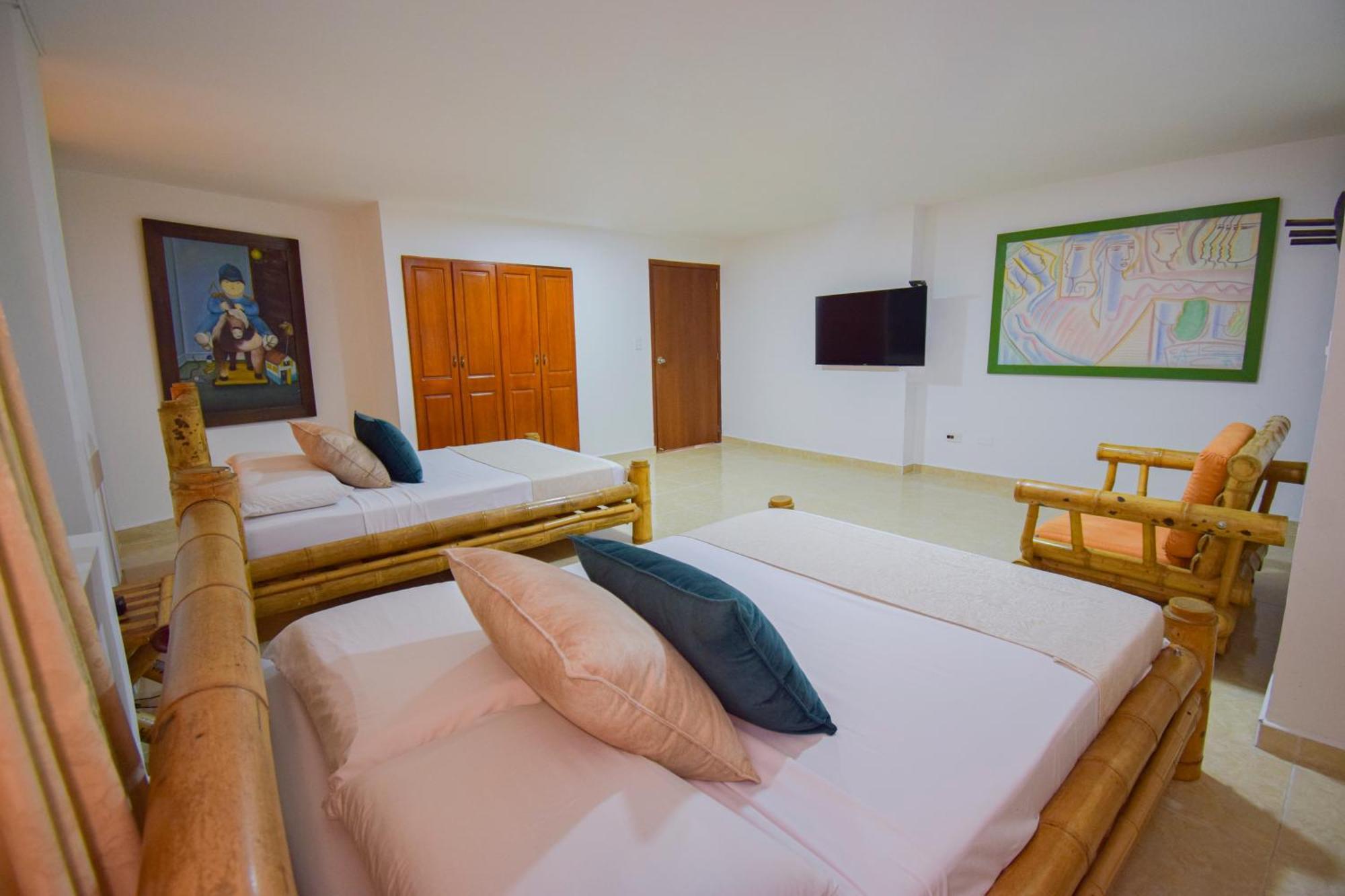Hotel Toledo Plaza Armenia  Extérieur photo